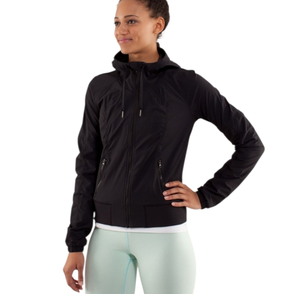 Lululemon Women's Street To Studio Black Hooded Jacket Water Repellant Size 6